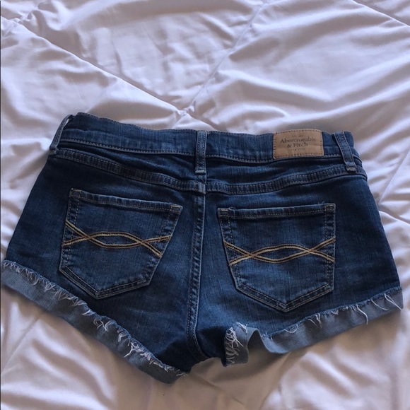 Short-short denim shorts - Picture 2 of 2